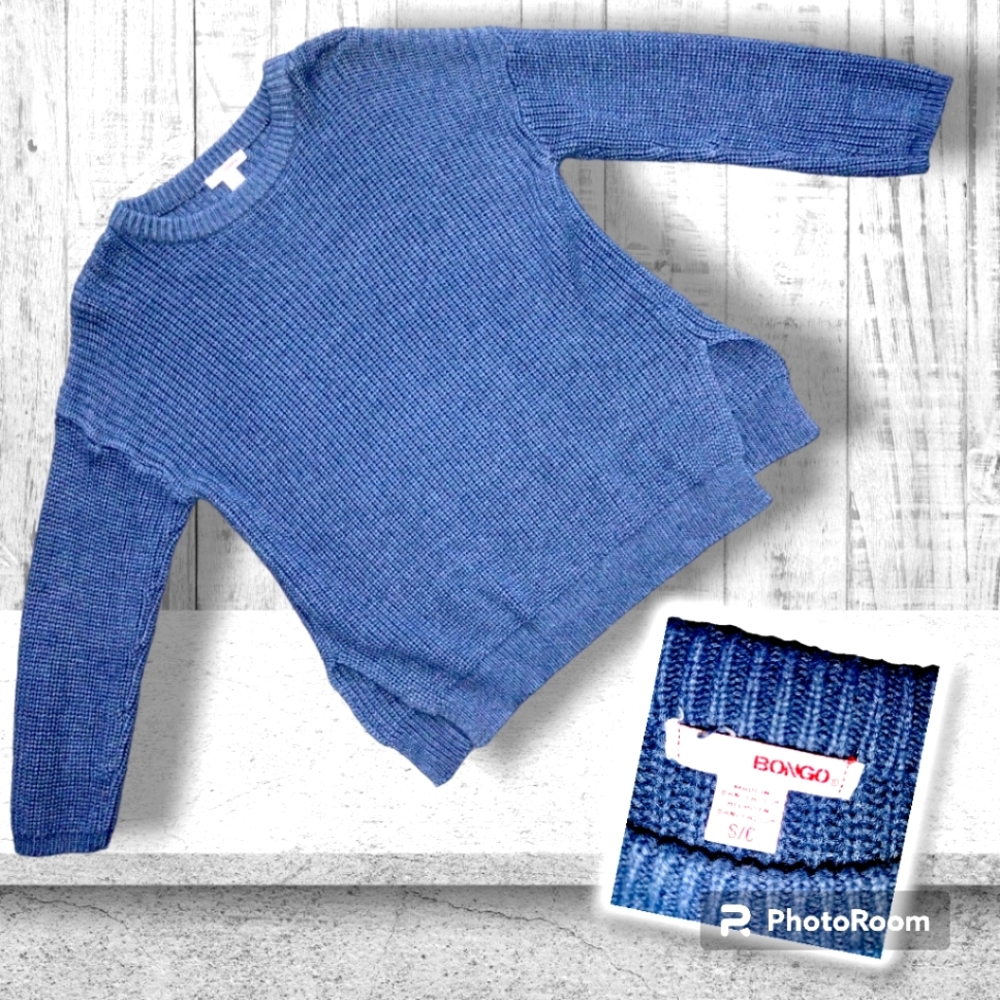 BONGO blue sweater